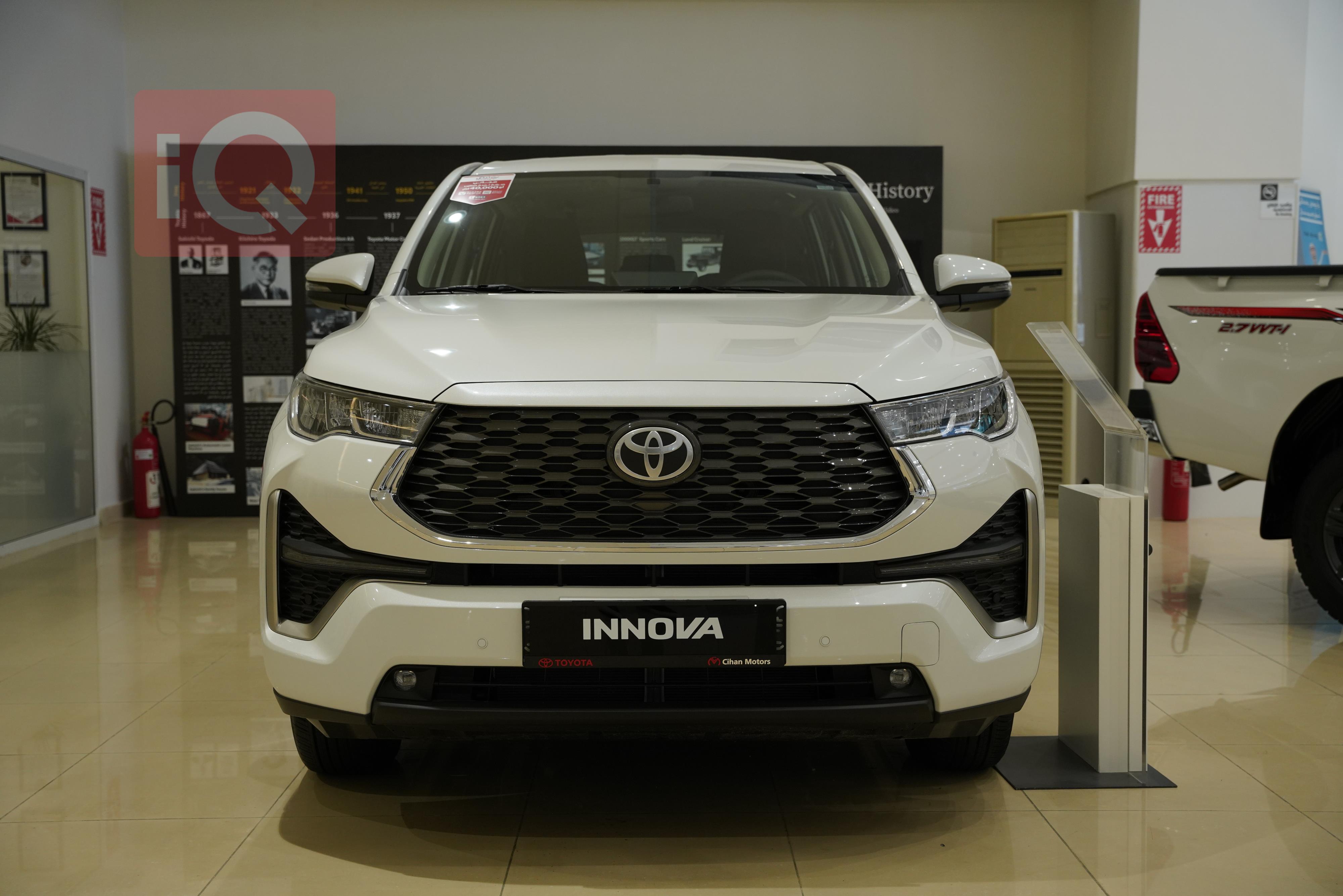 تويوتا انوفا