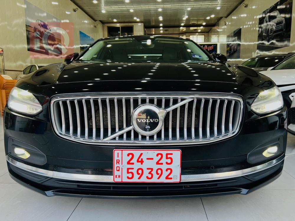 فولفو S90