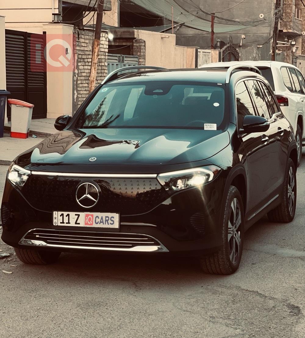 مرسيدس بنز EQB