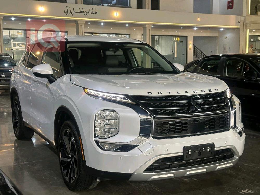 ميتسوبيشي اوتلاندر