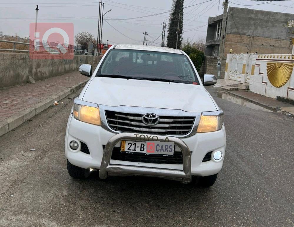 تويوتا هايلوكس