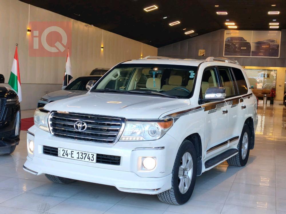 تويوتا لاندكروزر