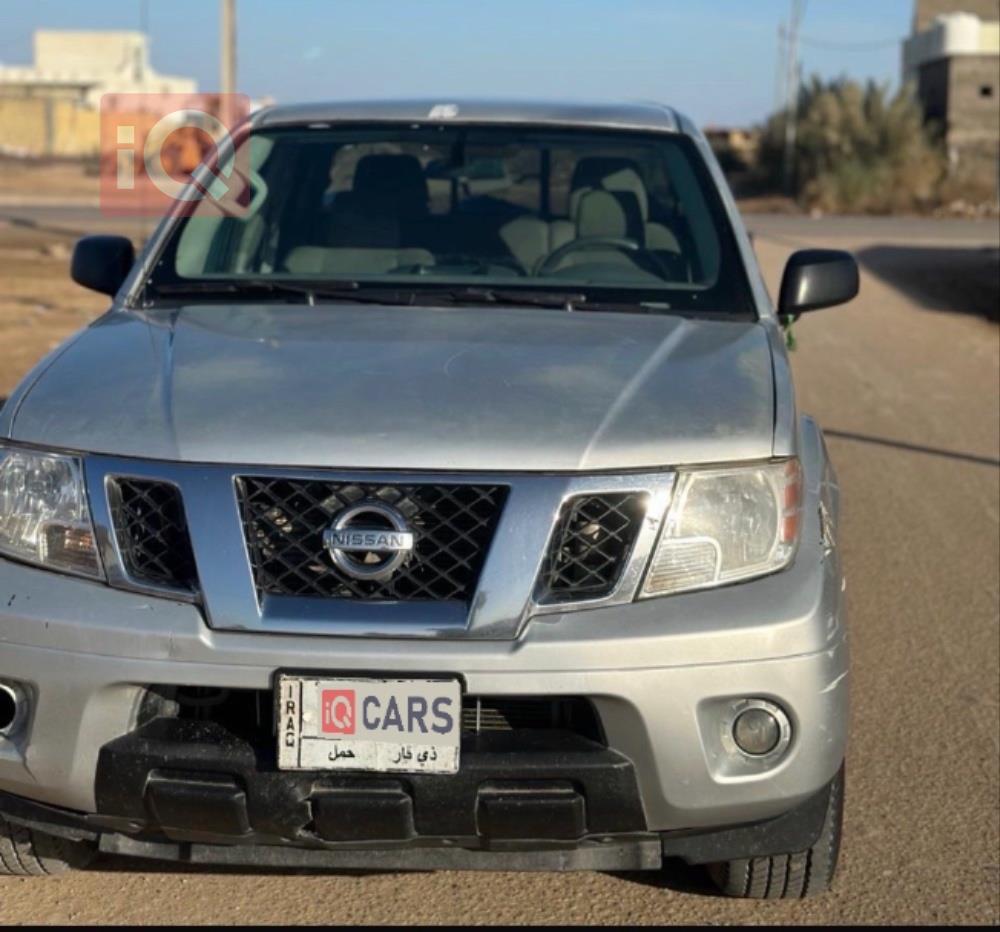 نيسان فرونتر