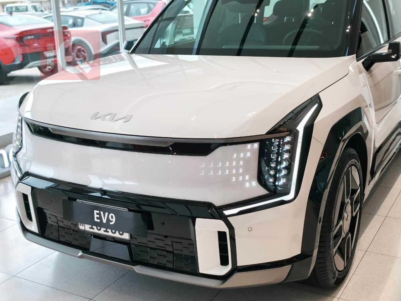 كيا EV9