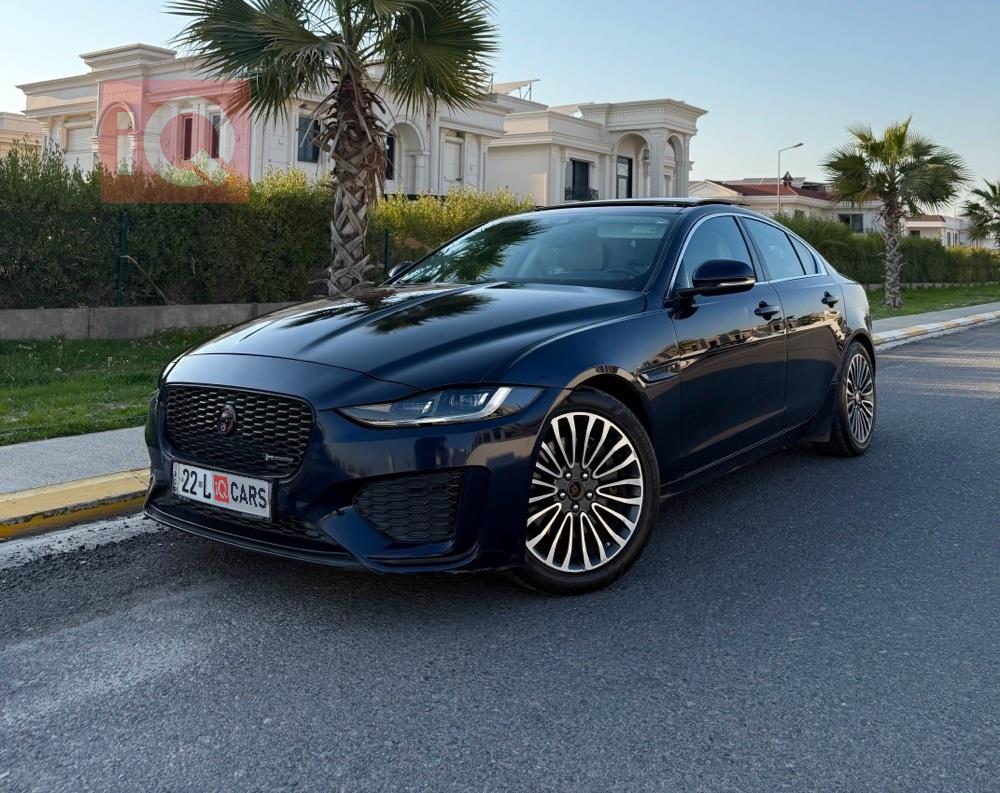 جاكوار XE