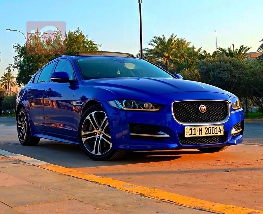 جاكوار XE