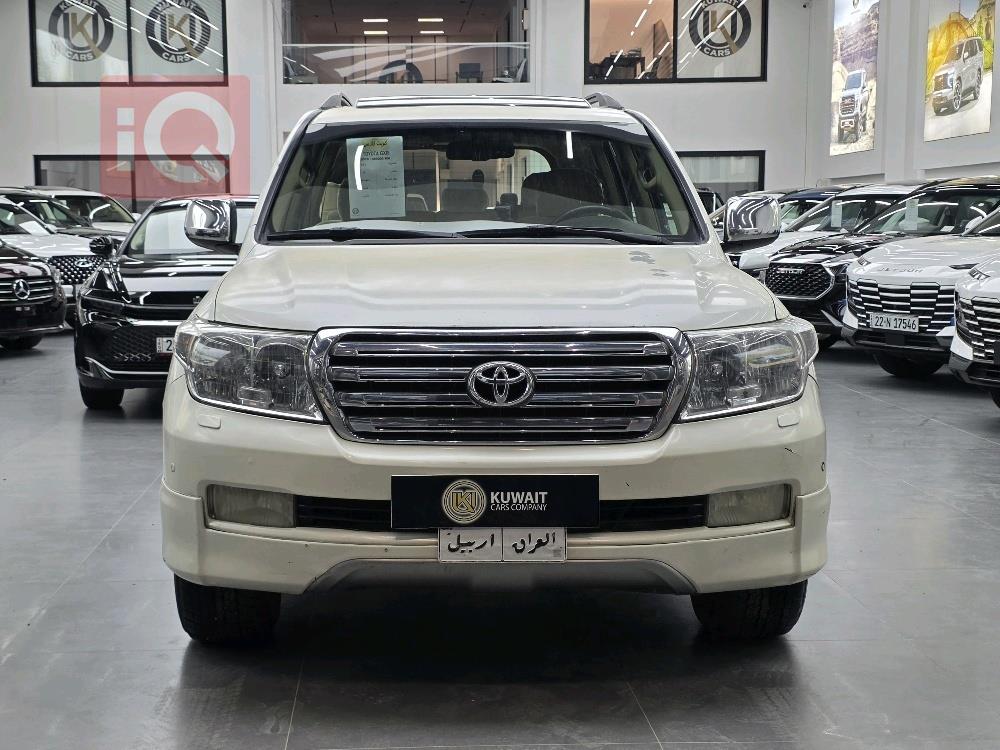تويوتا لاندكروزر