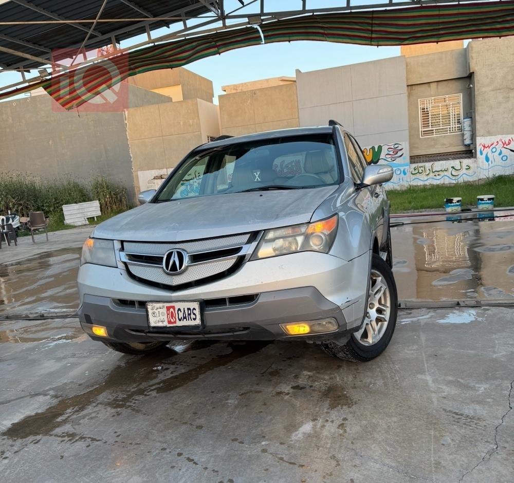 أكورا MDX