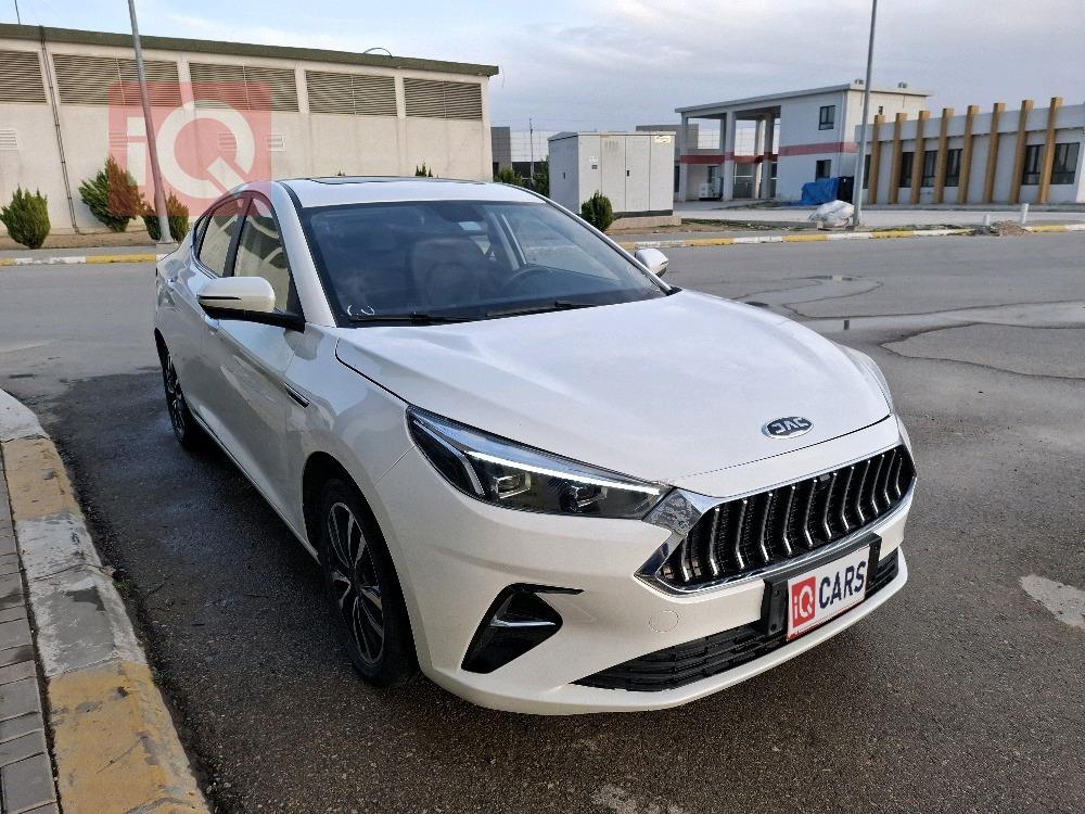 جاك J7