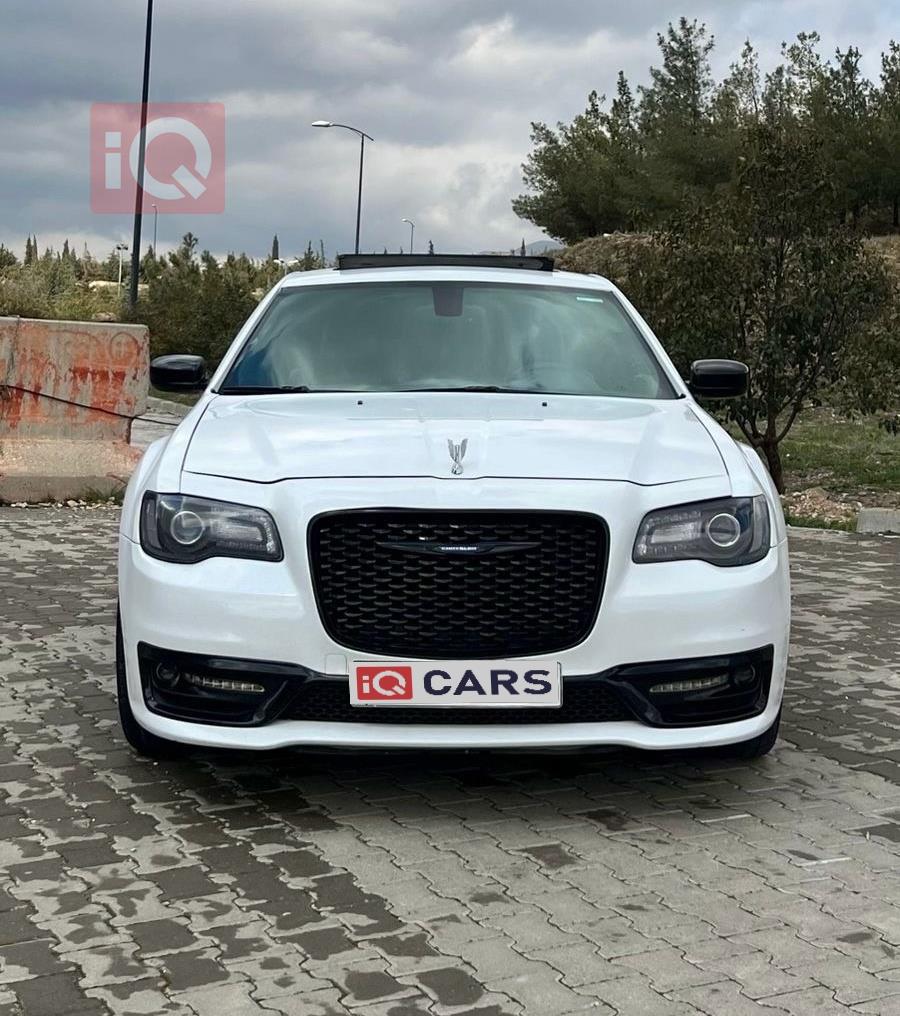 كرايسلر 300