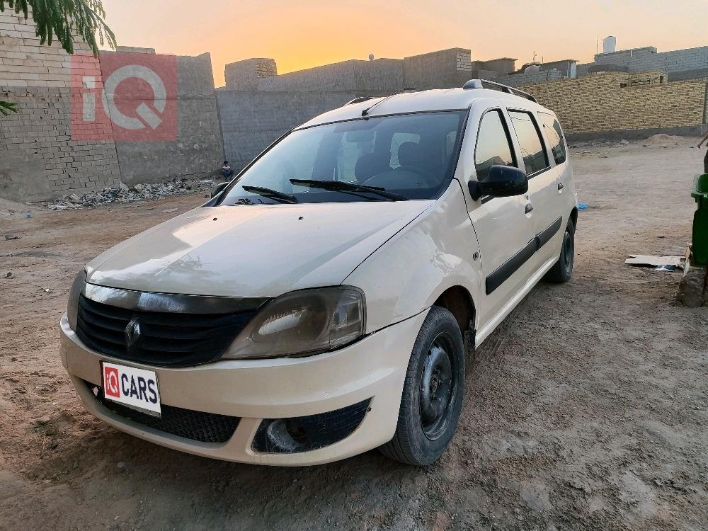رينو لوجان فان