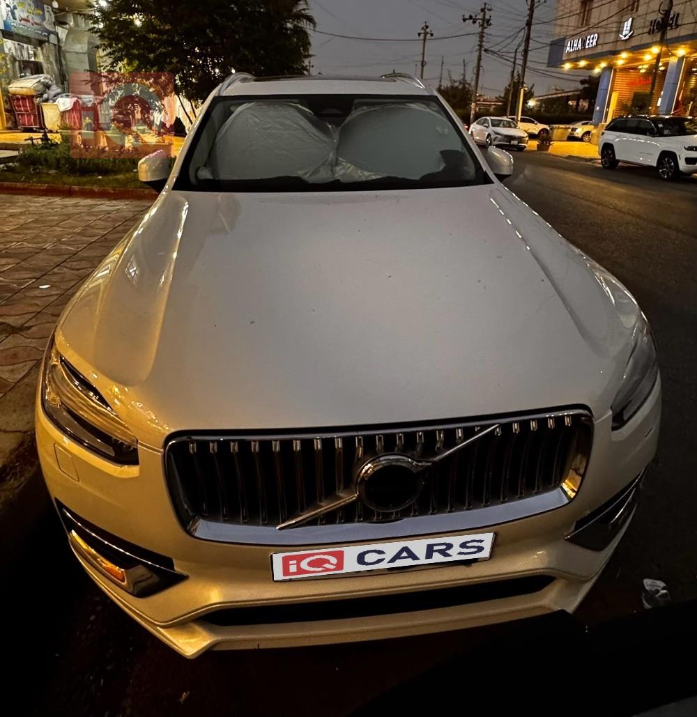 فولفو XC90
