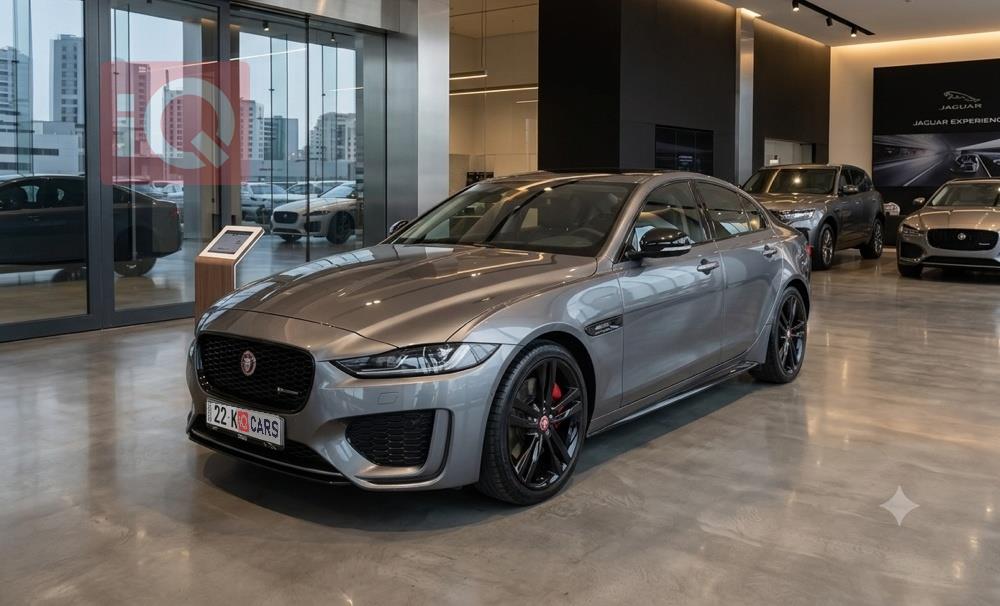 جاكوار XE