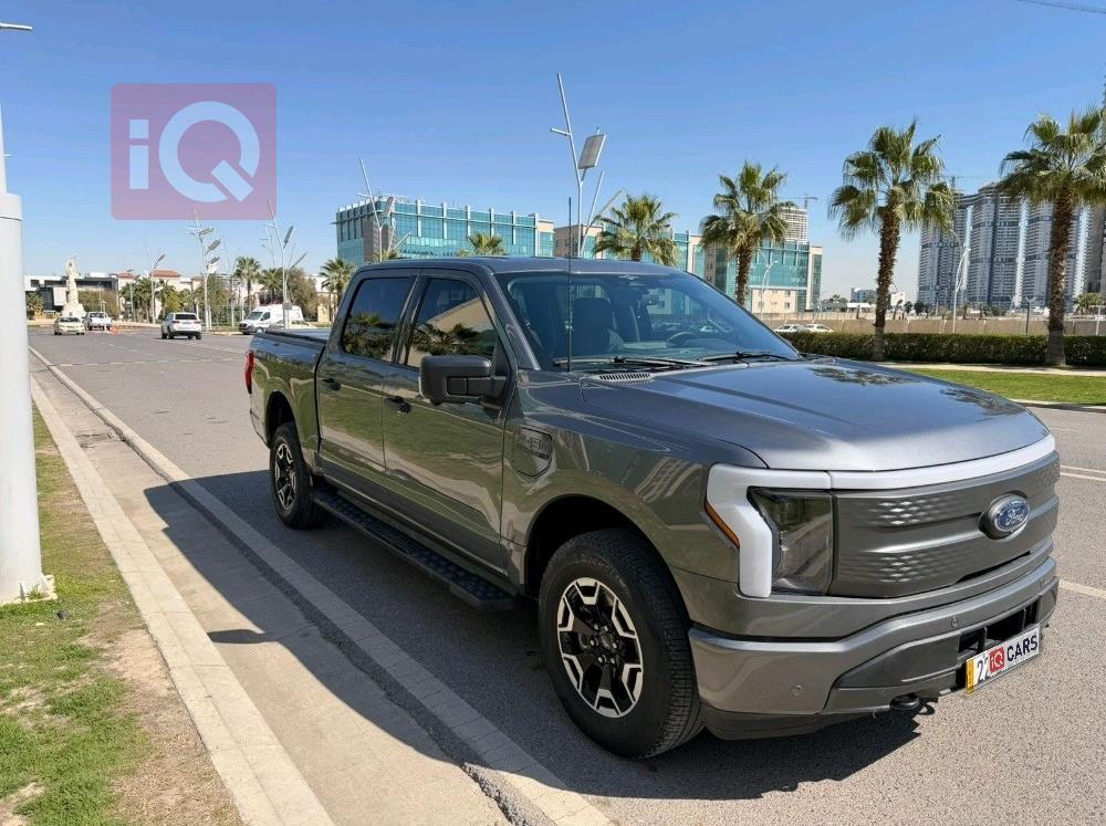 فورد F-150 لايتنينج