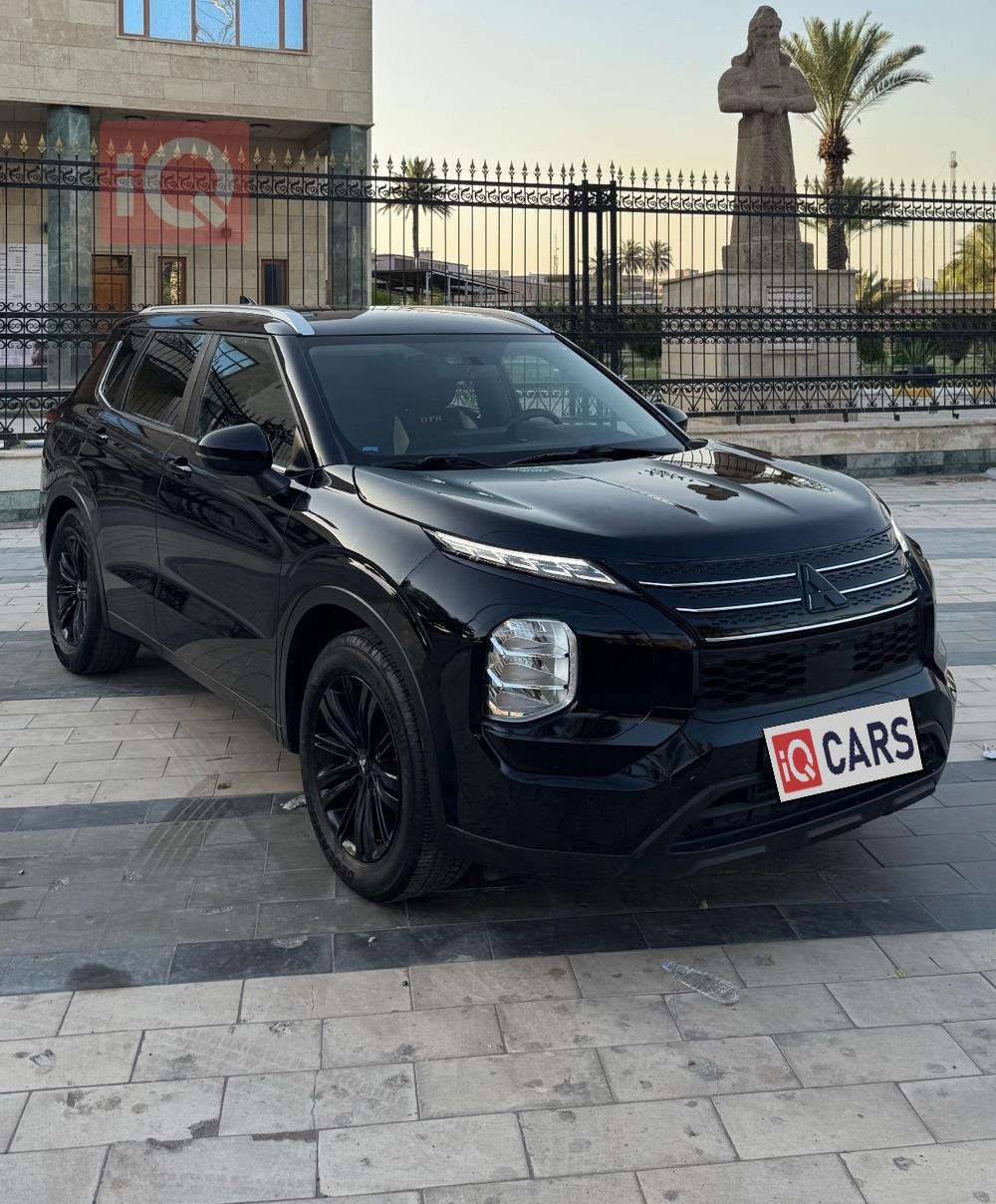 ميتسوبيشي اوتلاندر