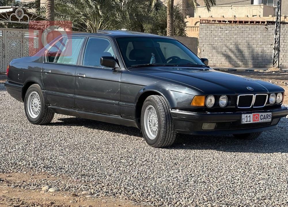 بي ام دبليو الفئة 7
