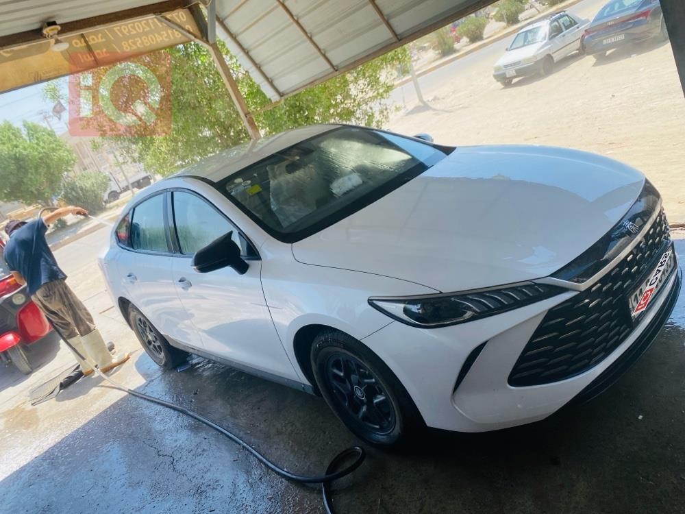 بي واي دي Qin Plus