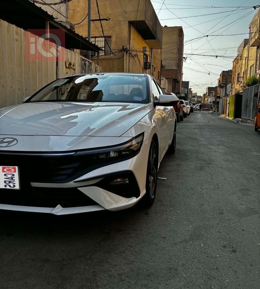 Hyundai Elantra 2025 - د.ع25,000,000 for sale