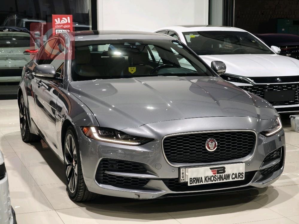 جاكوار XE