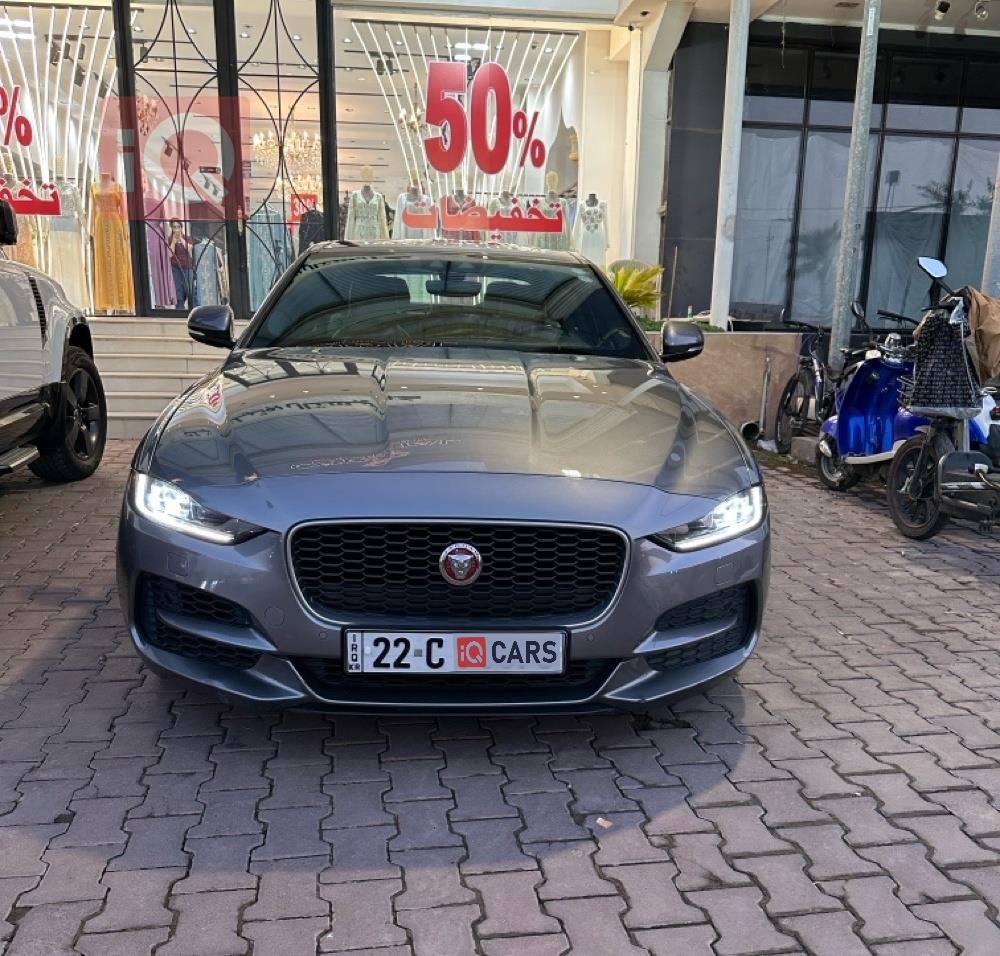جاكوار XE