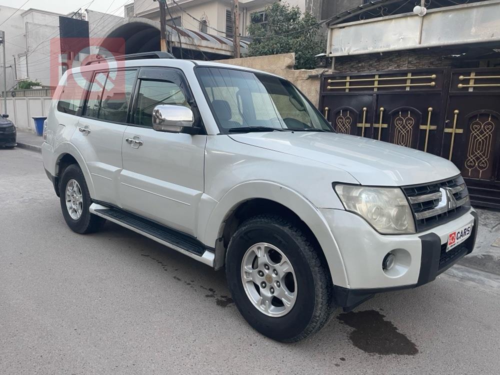 ميتسوبيشي باجيرو