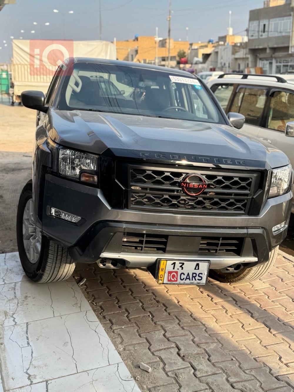نيسان فرونتيیر