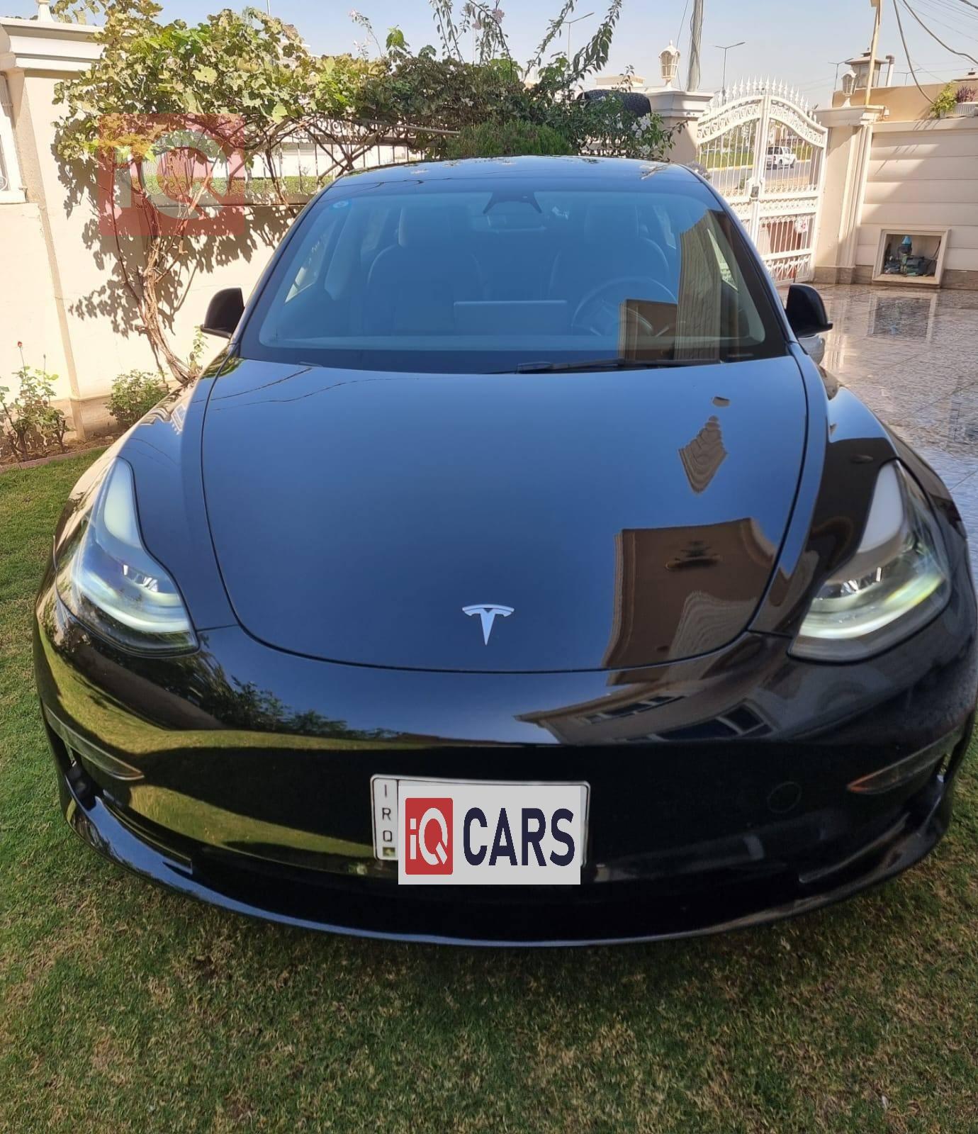 تسلا موديل 3