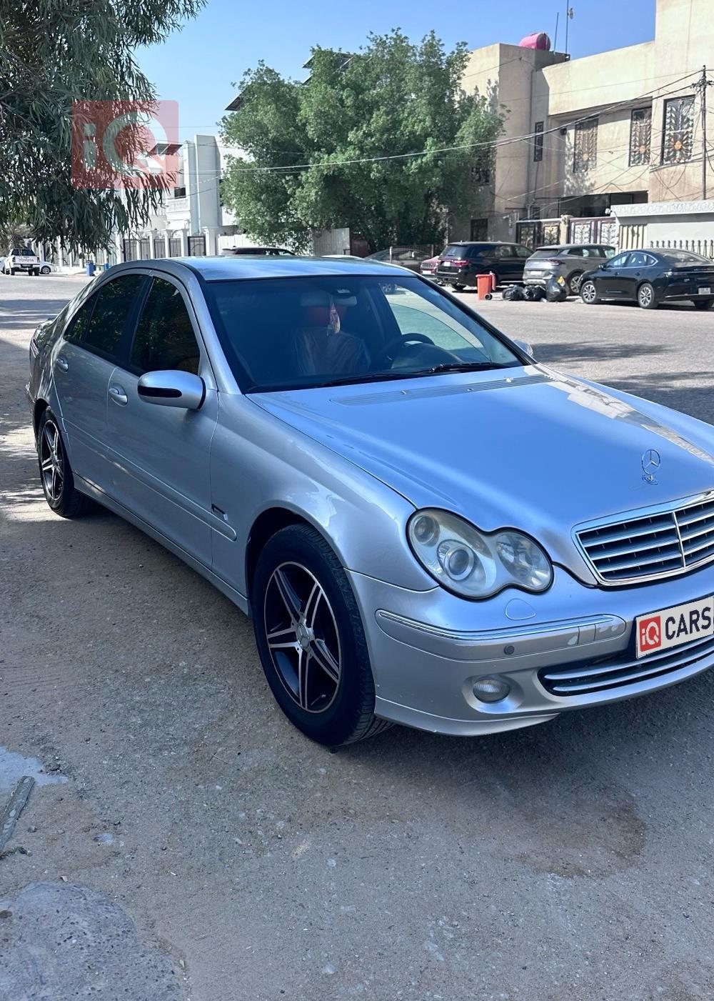 مرسيدس بنز E-Class