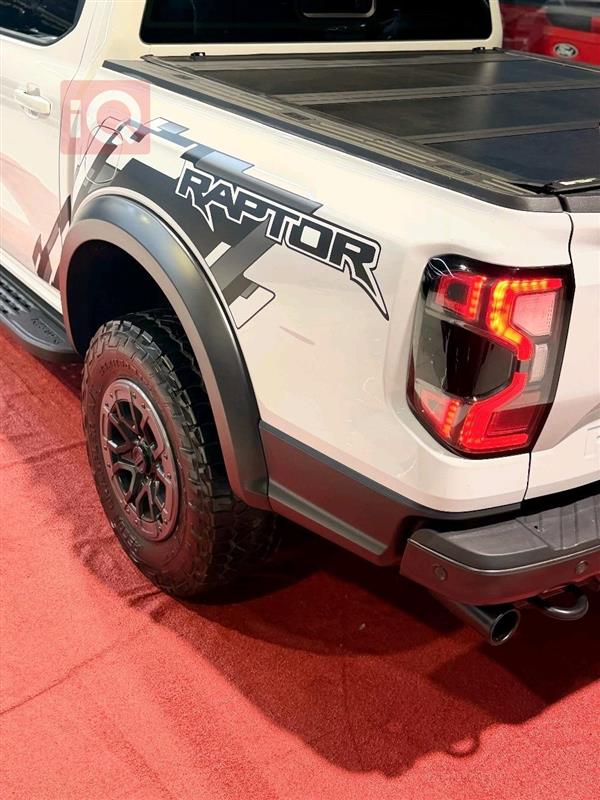 Carousel image 10