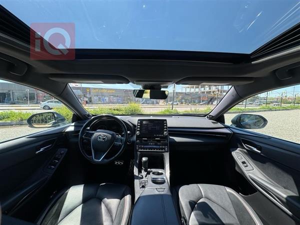 Carousel image 3