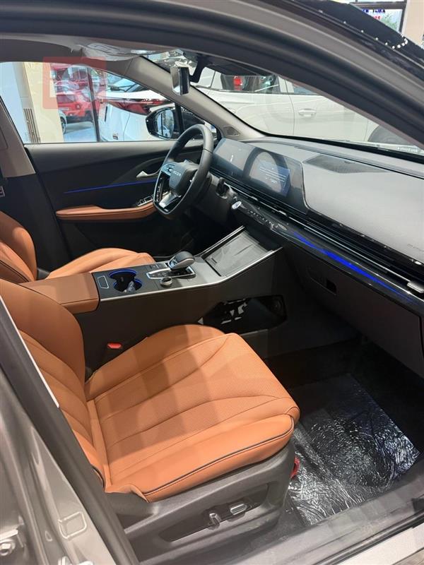 Carousel image 6