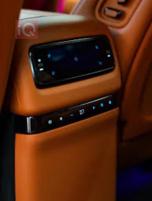 Carousel image 6
