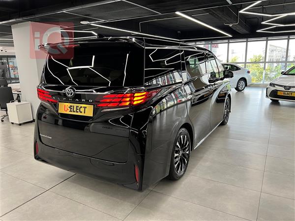 Carousel image 7