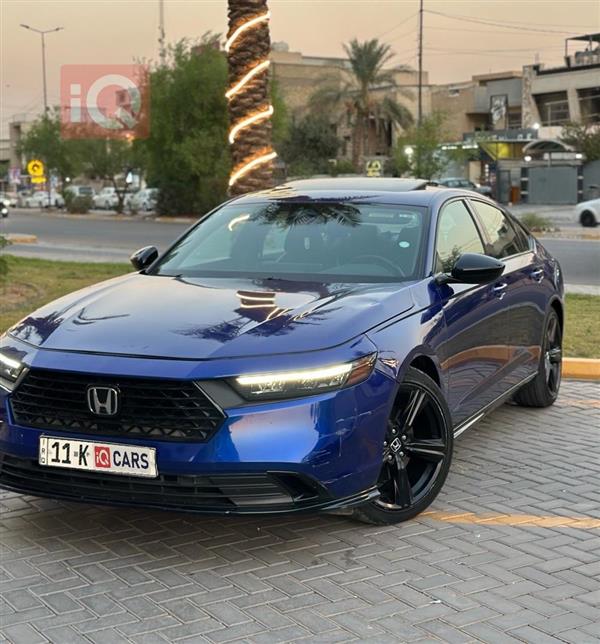 Carousel image 4