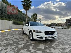 2017 جاكوار XE