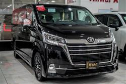Toyota Granvia 2024