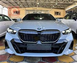 BMW 5-Series 2025