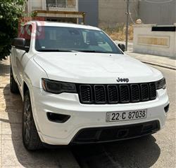 2021 جيب جراند شيروكي