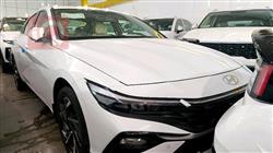 Hyundai Elantra 2025