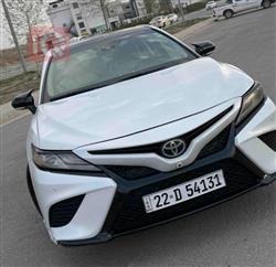 Toyota Camry 2018