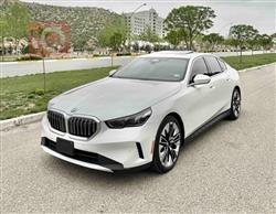 BMW 5-Series 2024