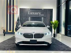 BMW 5-Series 2024