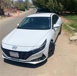 Hyundai Elantra 2023