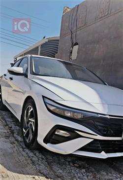 Hyundai Elantra 2024