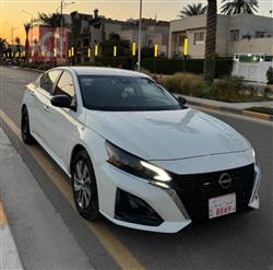 Nissan Altima 2023