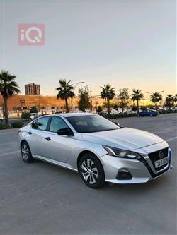 Nissan Altima 2019
