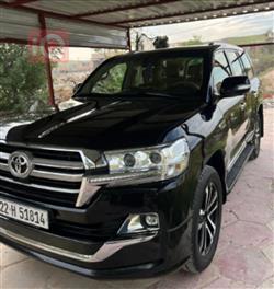 2019 تويوتا لاندكروزر