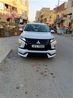 2020 ميتسوبيشي باجيرو سبورت