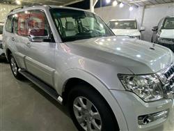 Mitsubishi Pajero 2015