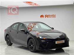 Toyota Camry 2025